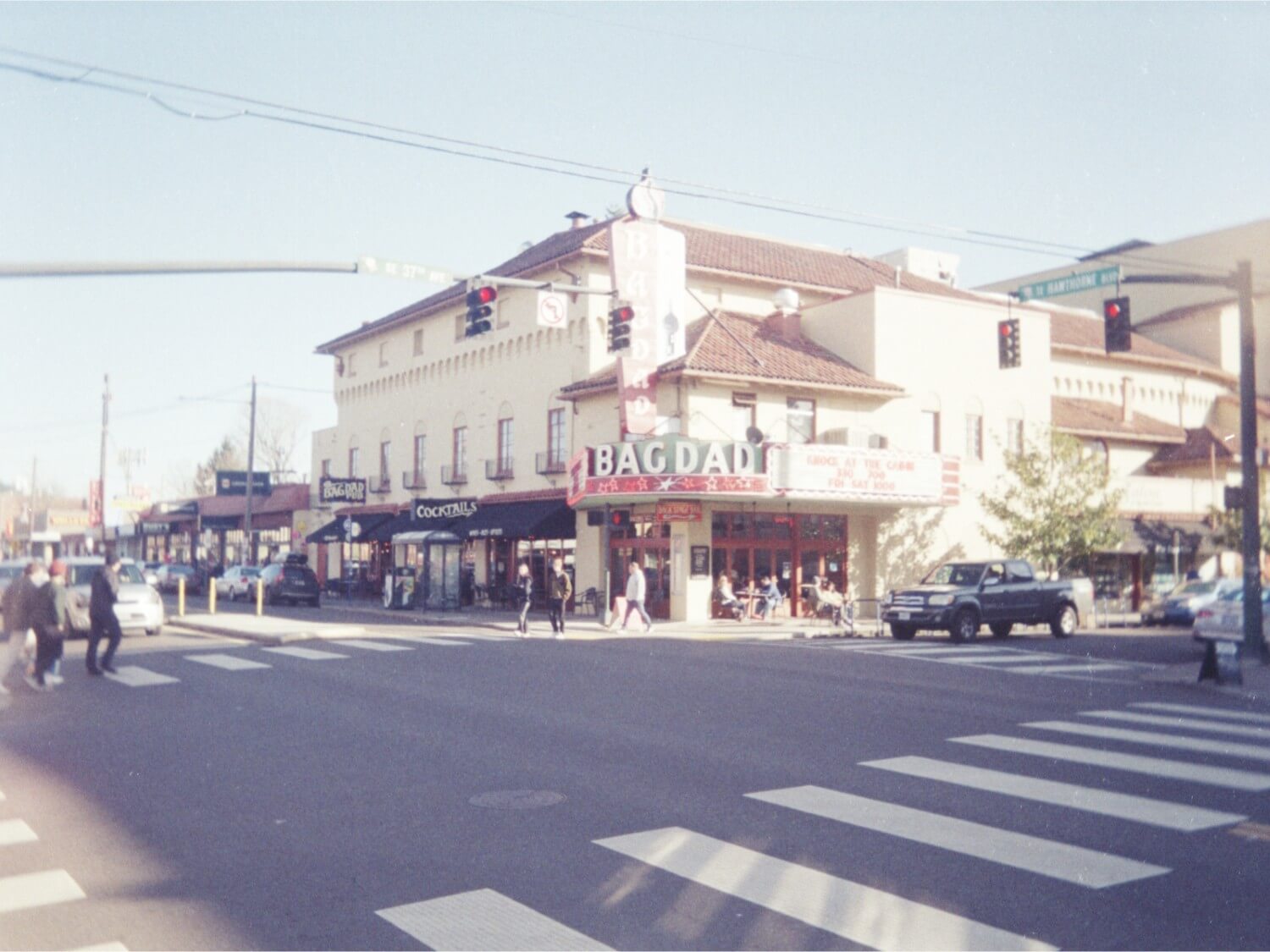 Kodak Ektar H35 Half-frame Camera Sample Image