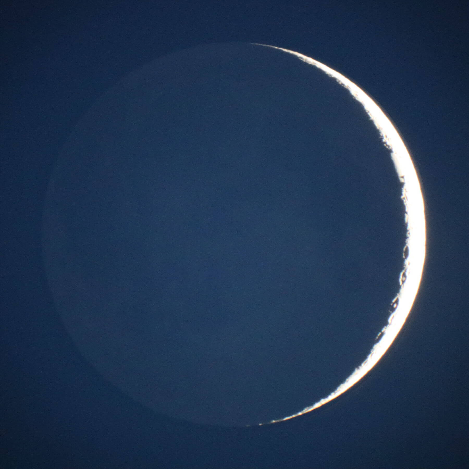 Waxing crescent Moon, 4% illumination