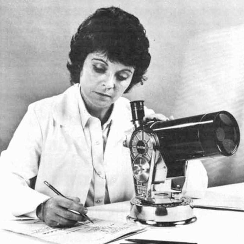 Questar advertisement, <em>Scientific American</em>, June 1983