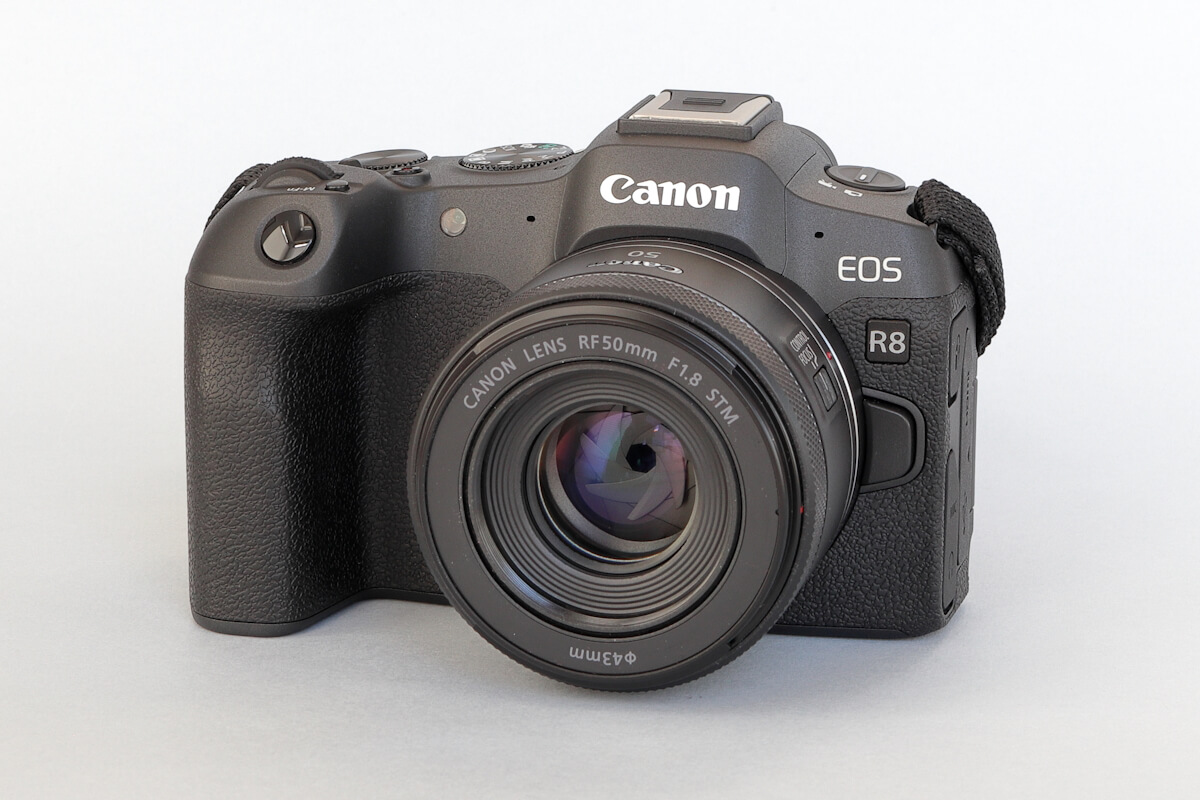 Canon EOS R8 Mirrorless Camera: A Hands-on Review